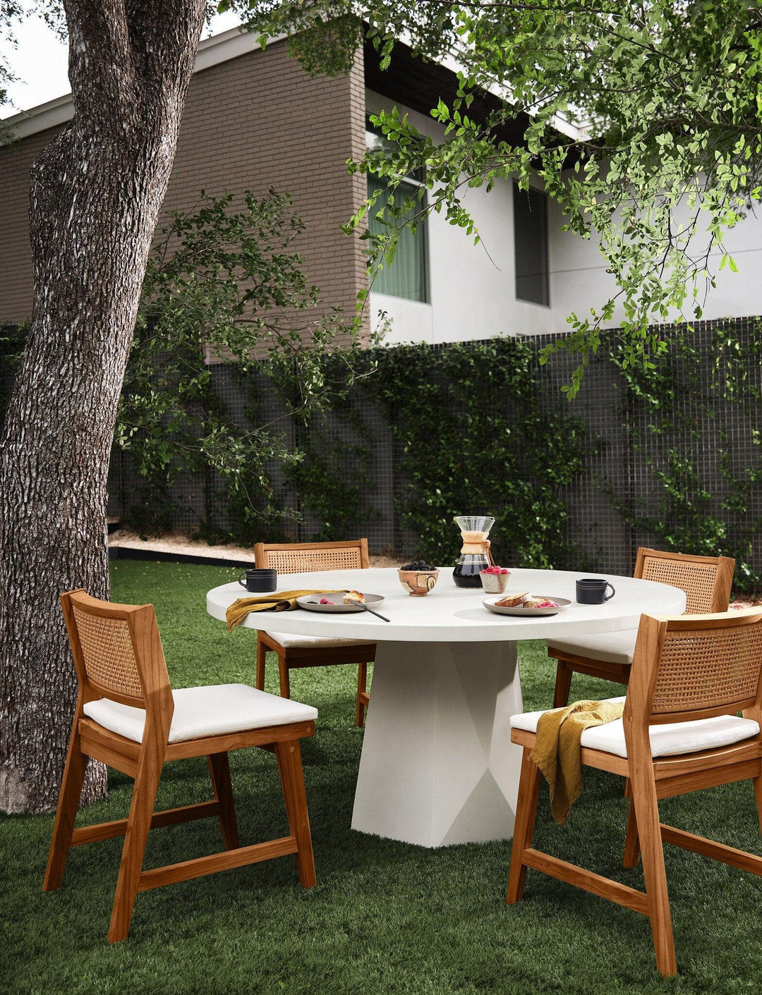 Bowman Outdoor Dining Table - SwayLiving