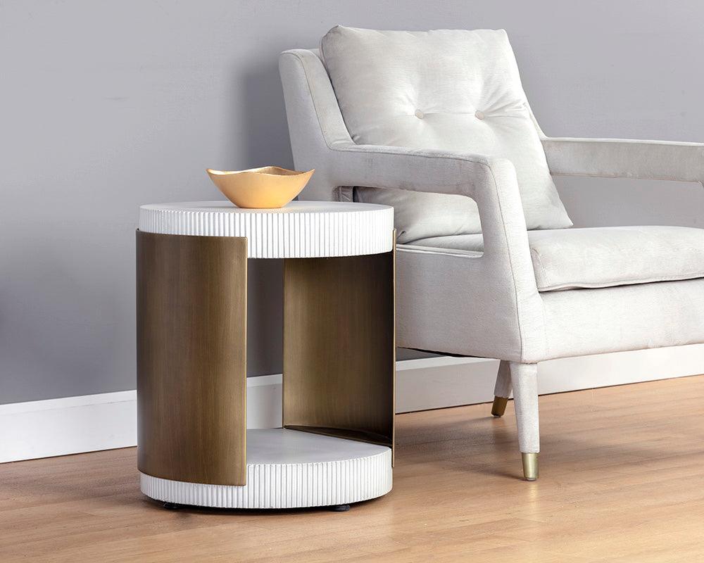 SwayLiving Cavette End Table ACCENT TABLES