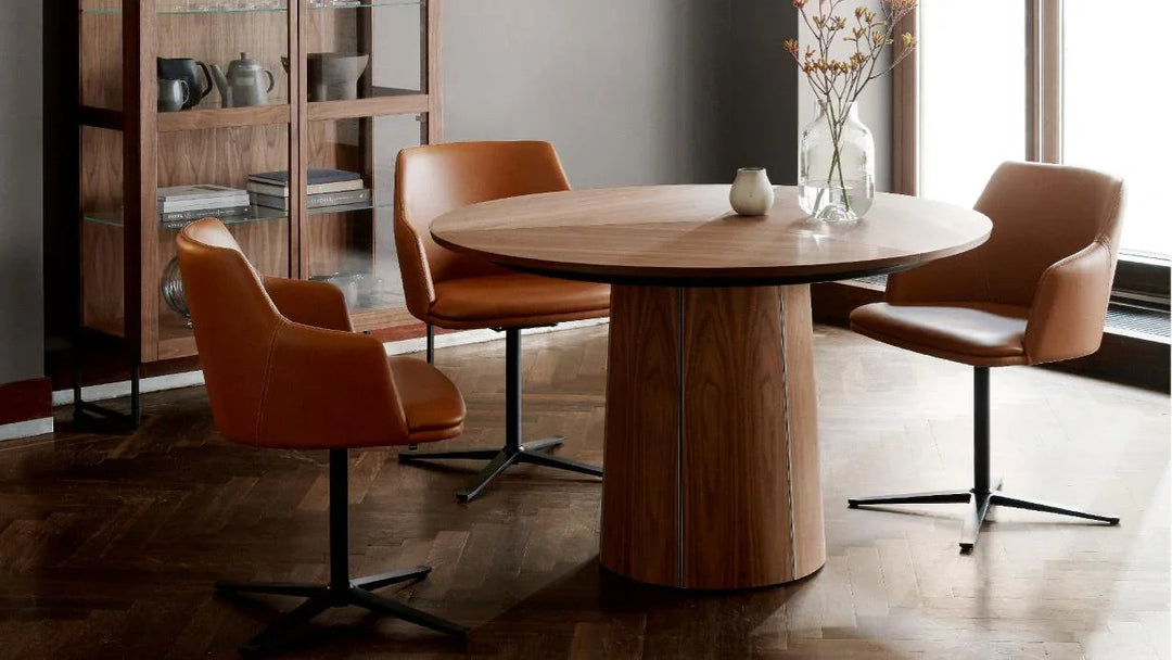 Walnut/Lacquer