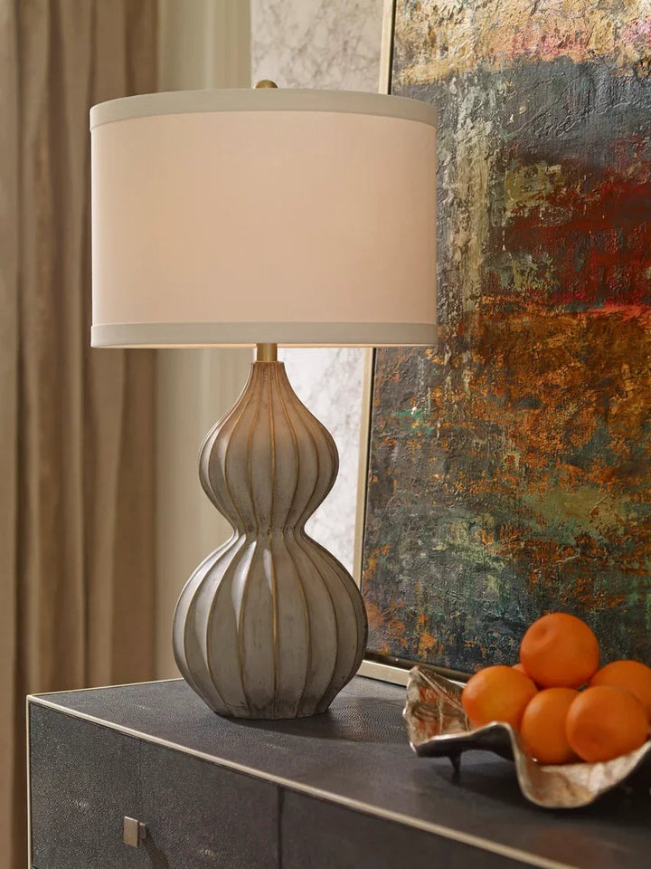 SwayLiving SwayLiving Delphine Lamp