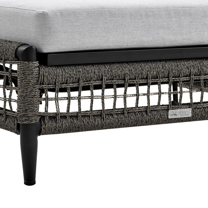 SwayLiving SwayLiving Felicia Outdoor Chaise Lounge