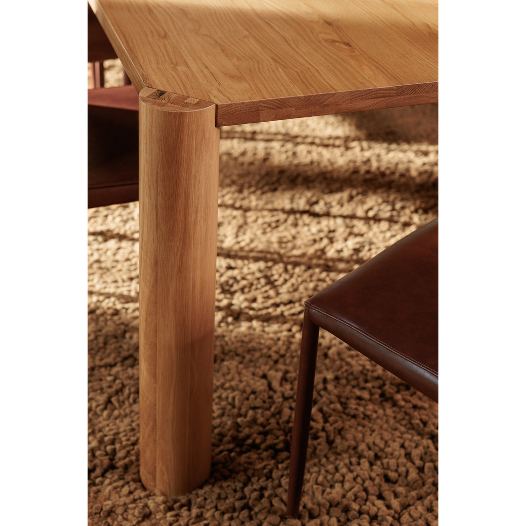 SwayLiving - Post Dining Table Oak Natural - BC-1111-18-0 | SwayLiving