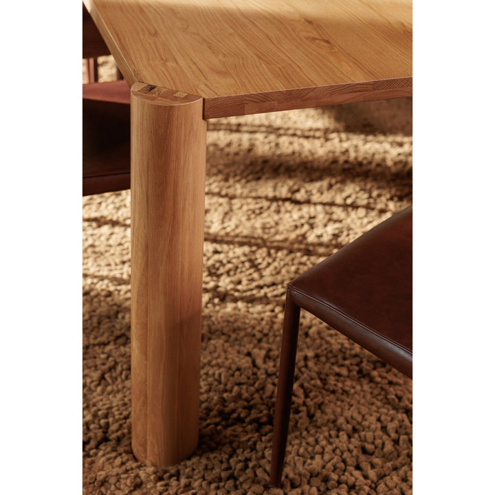 SwayLiving - Post Dining Table Oak Natural - BC-1111-18-0 | SwayLiving