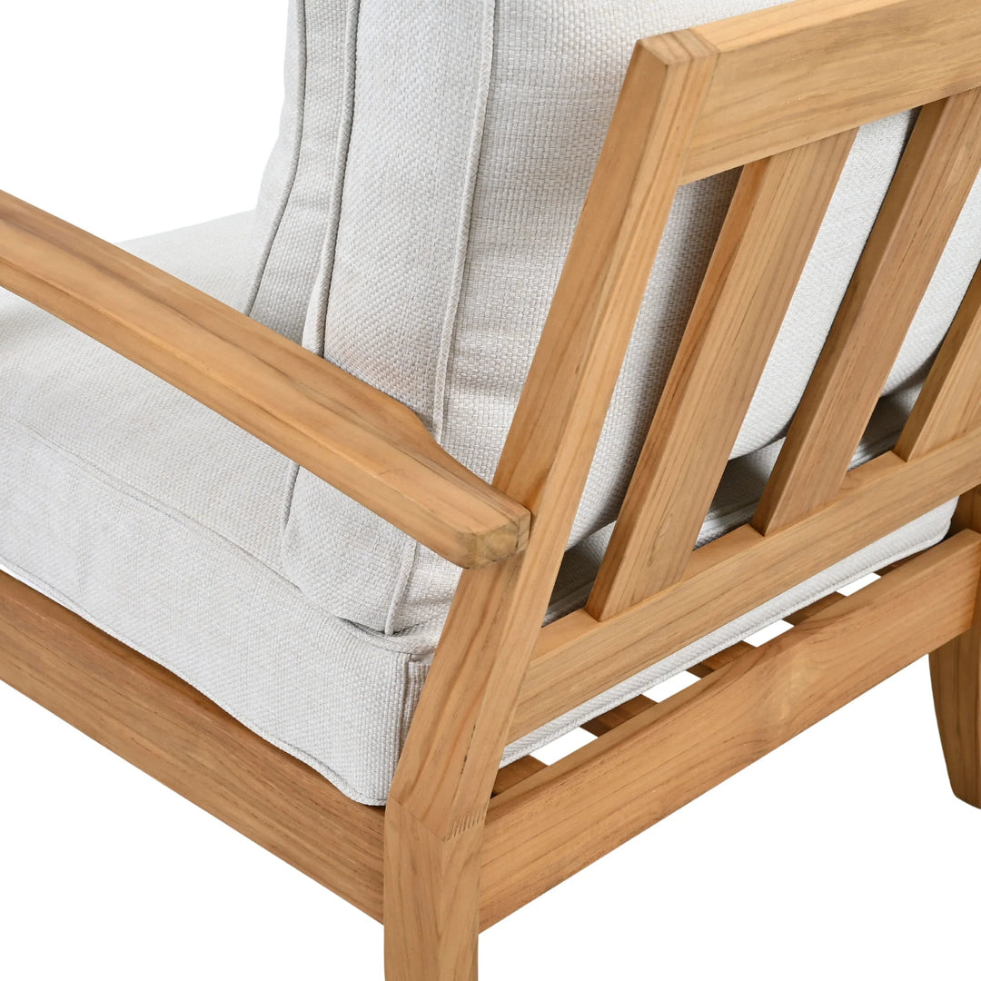 White/Natural Teak
