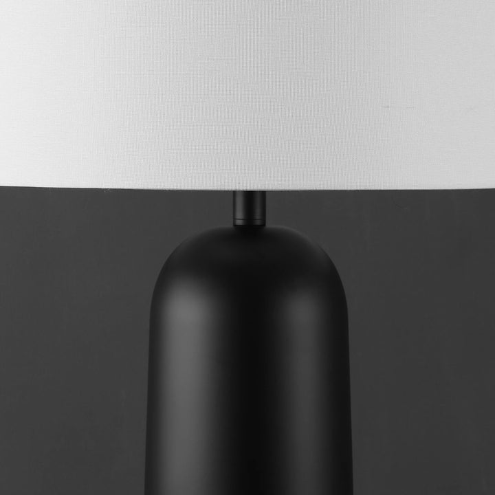 Black/White