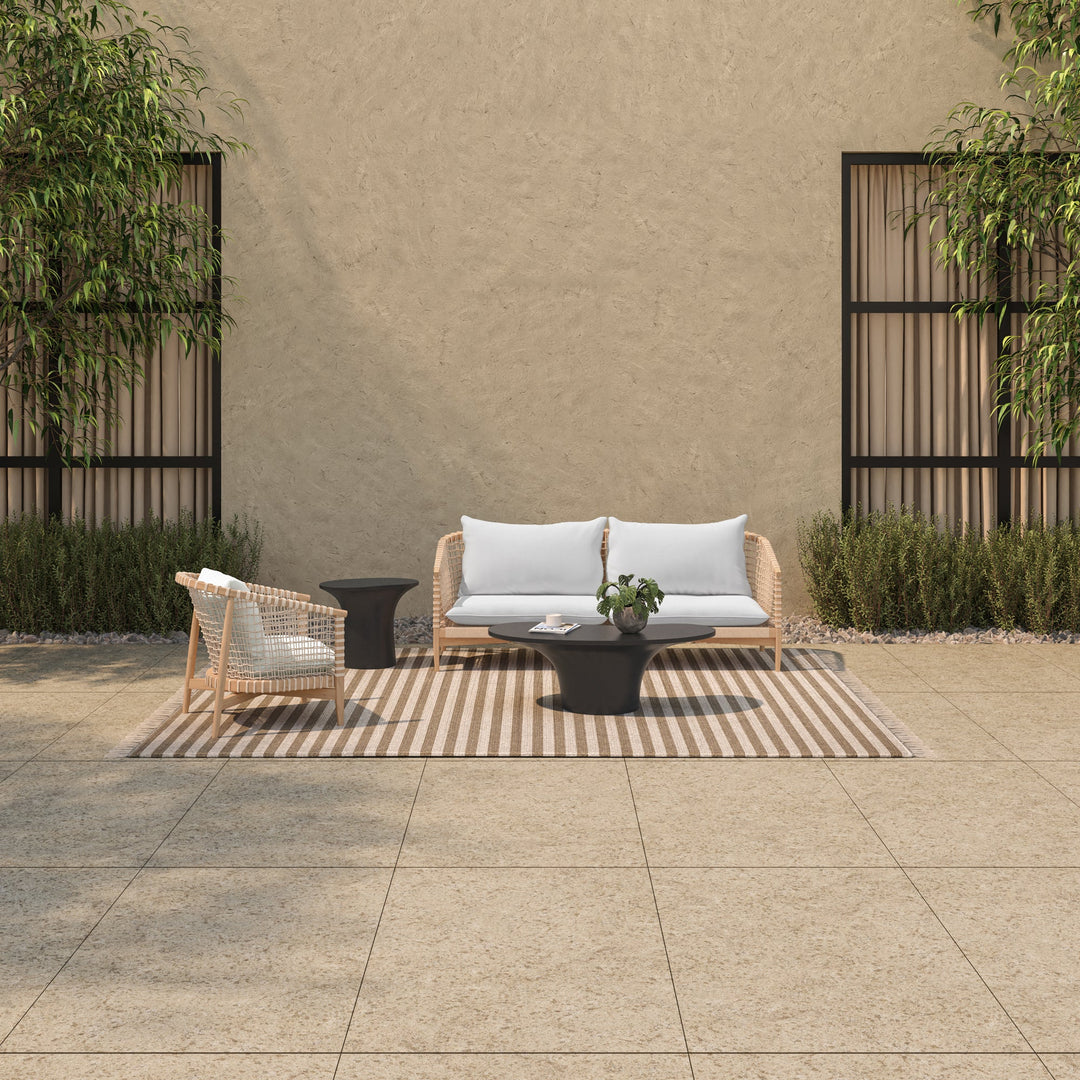 Kuna Outdoor Lounge Chair White
