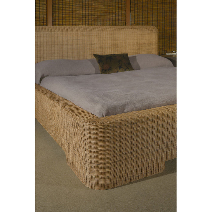 Claudia Bed