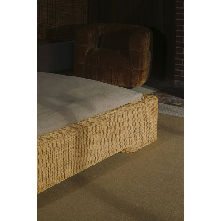 Claudia Bed