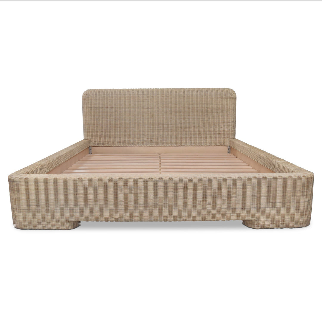 Claudia Bed