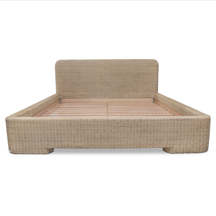 Claudia Bed