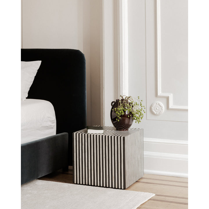 SwayLiving - Terning Side Table - GZ-1149-37 | SwayLiving