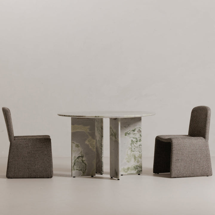 SwayLiving SwayLiving Celia Round Dining Table