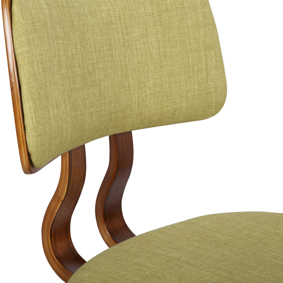 Green-Walnut