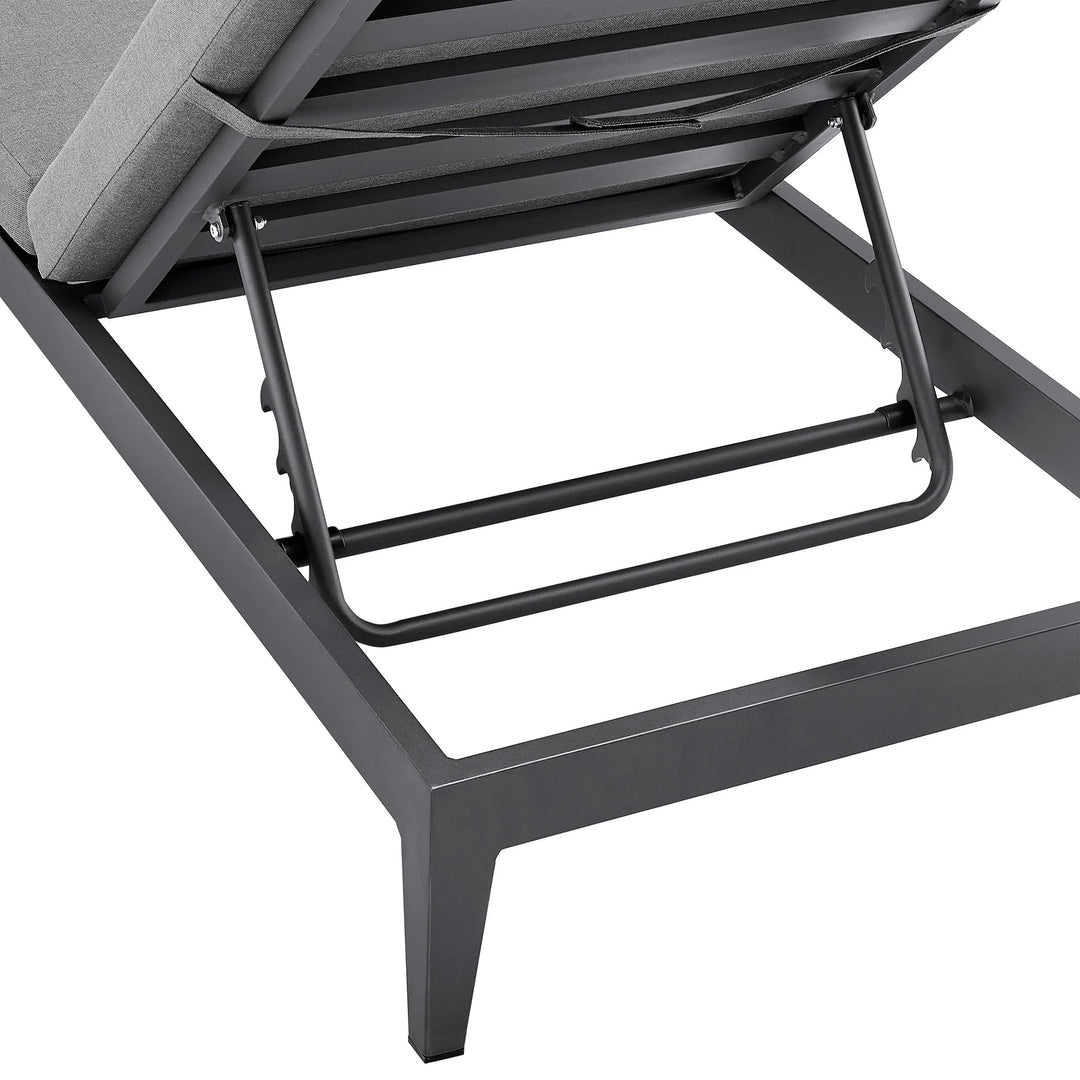 SwayLiving SwayLiving Menorca Outdoor Chaise Lounge