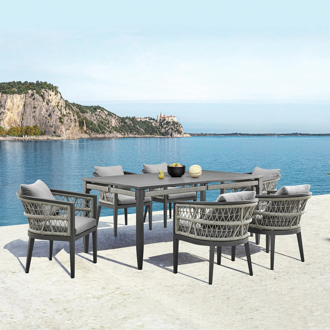 SwayLiving SwayLiving Zella Outdoor Dining Table