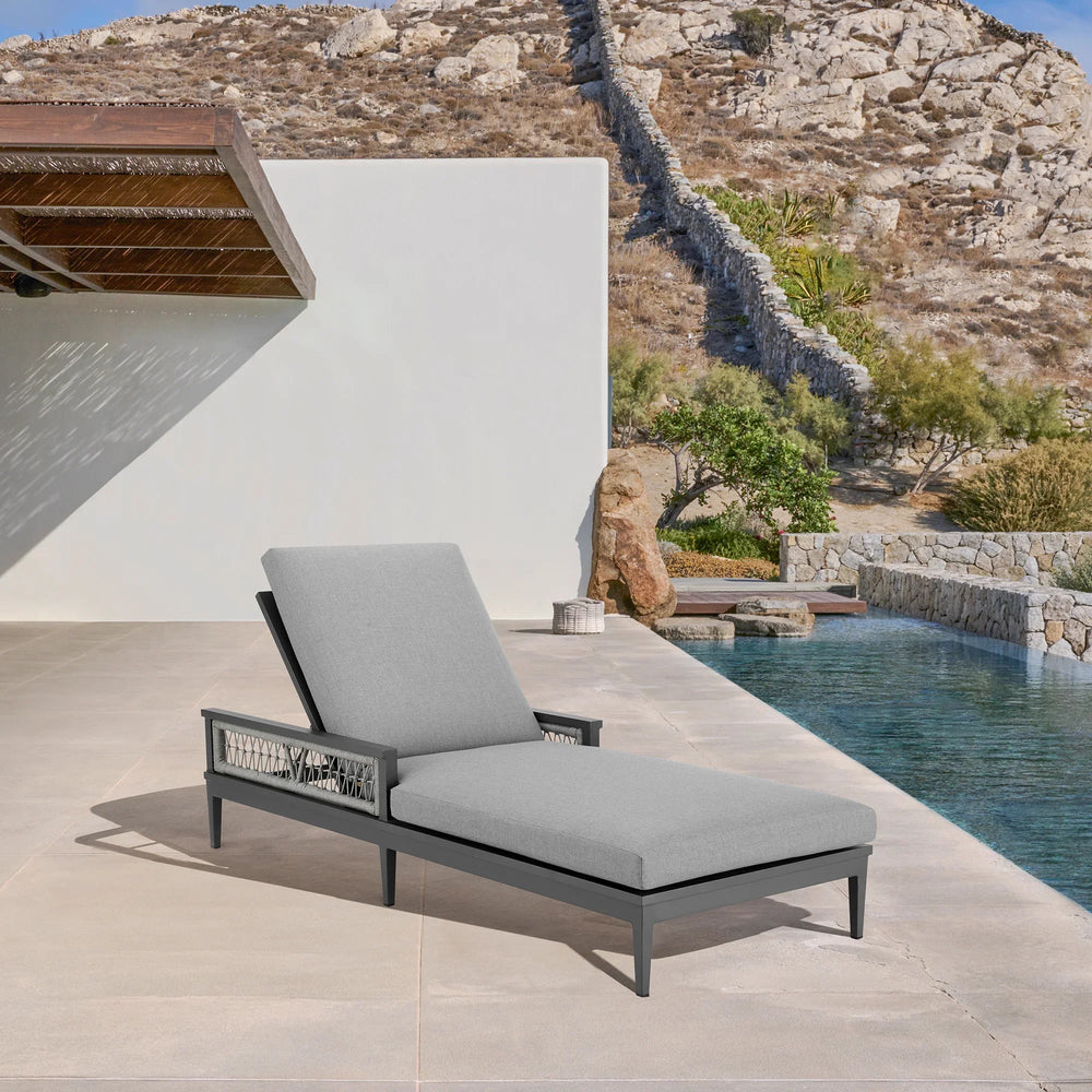 SwayLiving SwayLiving Zella Outdoor Chaise Lounge