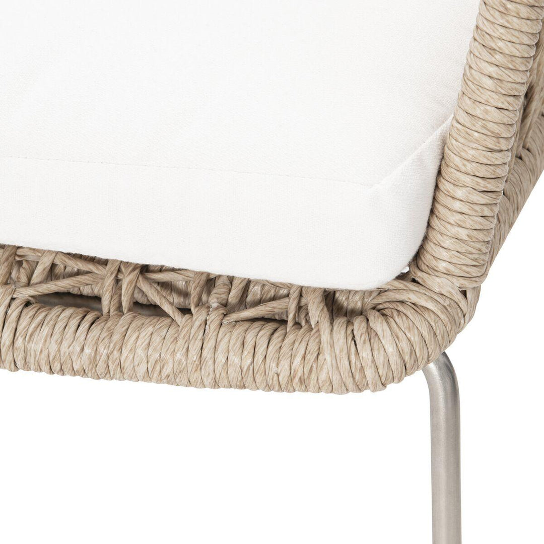 With cushion