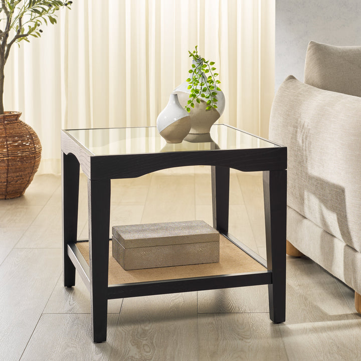 22 L x 22 W x 20 H
