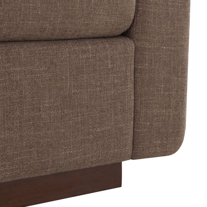 Brown / Walnut