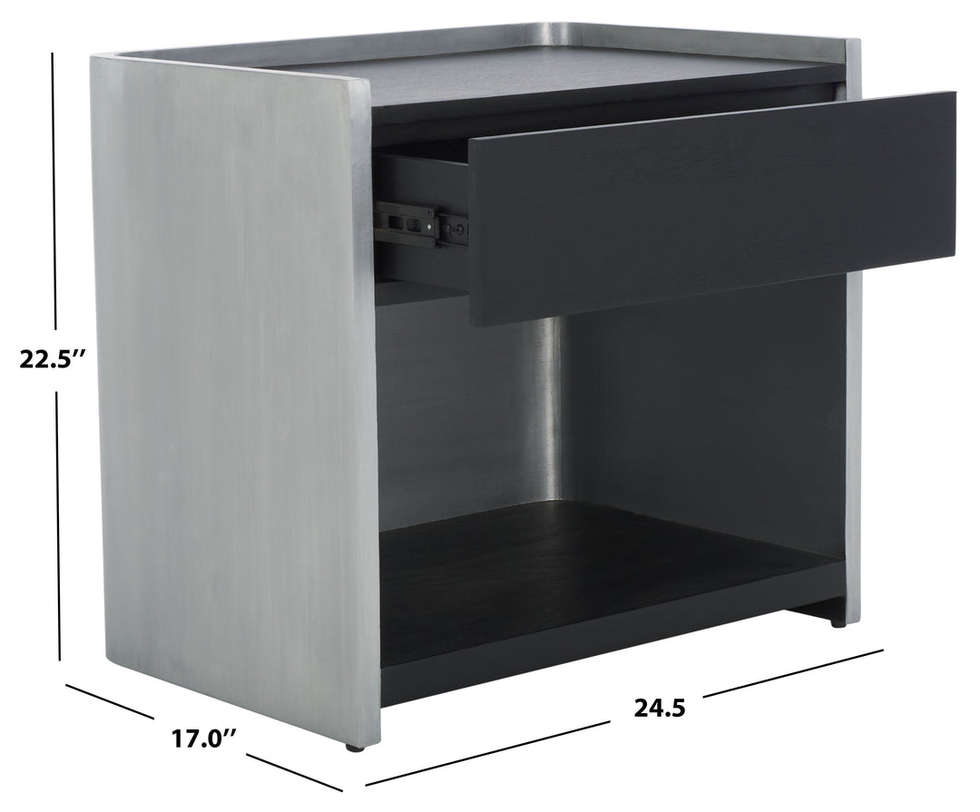 BLACK / SILVER / 24.5W x 17D x 22.5D