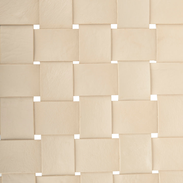 Cream / Light Brown