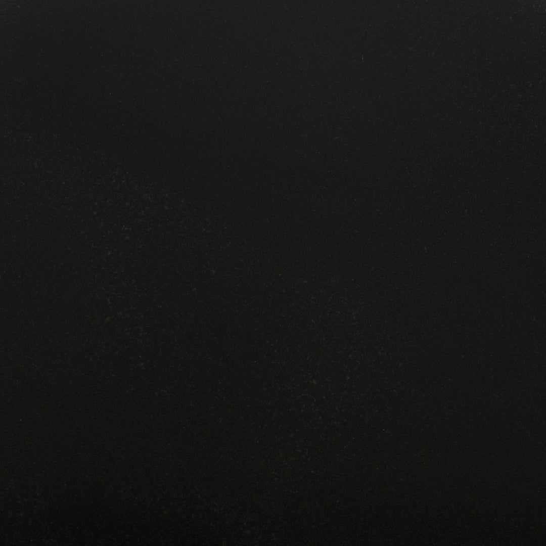 BLACK / BLACK