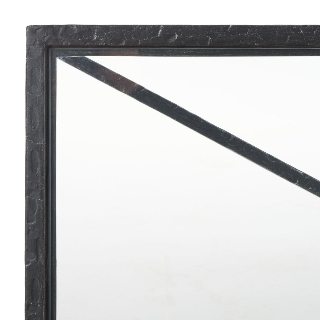 Black / Clear