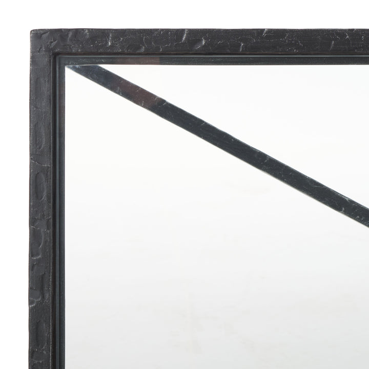 Black / Clear