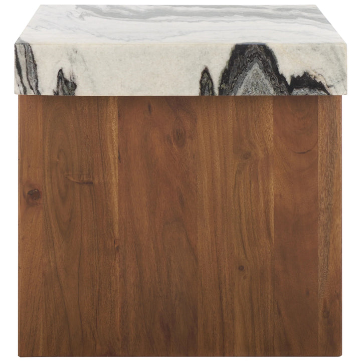 Hazel / Walnut
