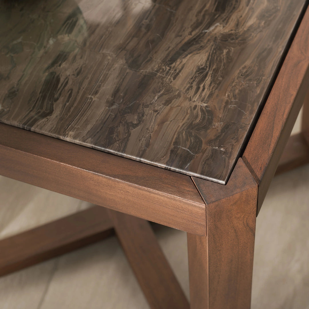 Walnut/Brown