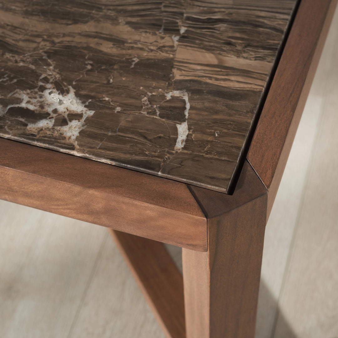 Walnut/Brown