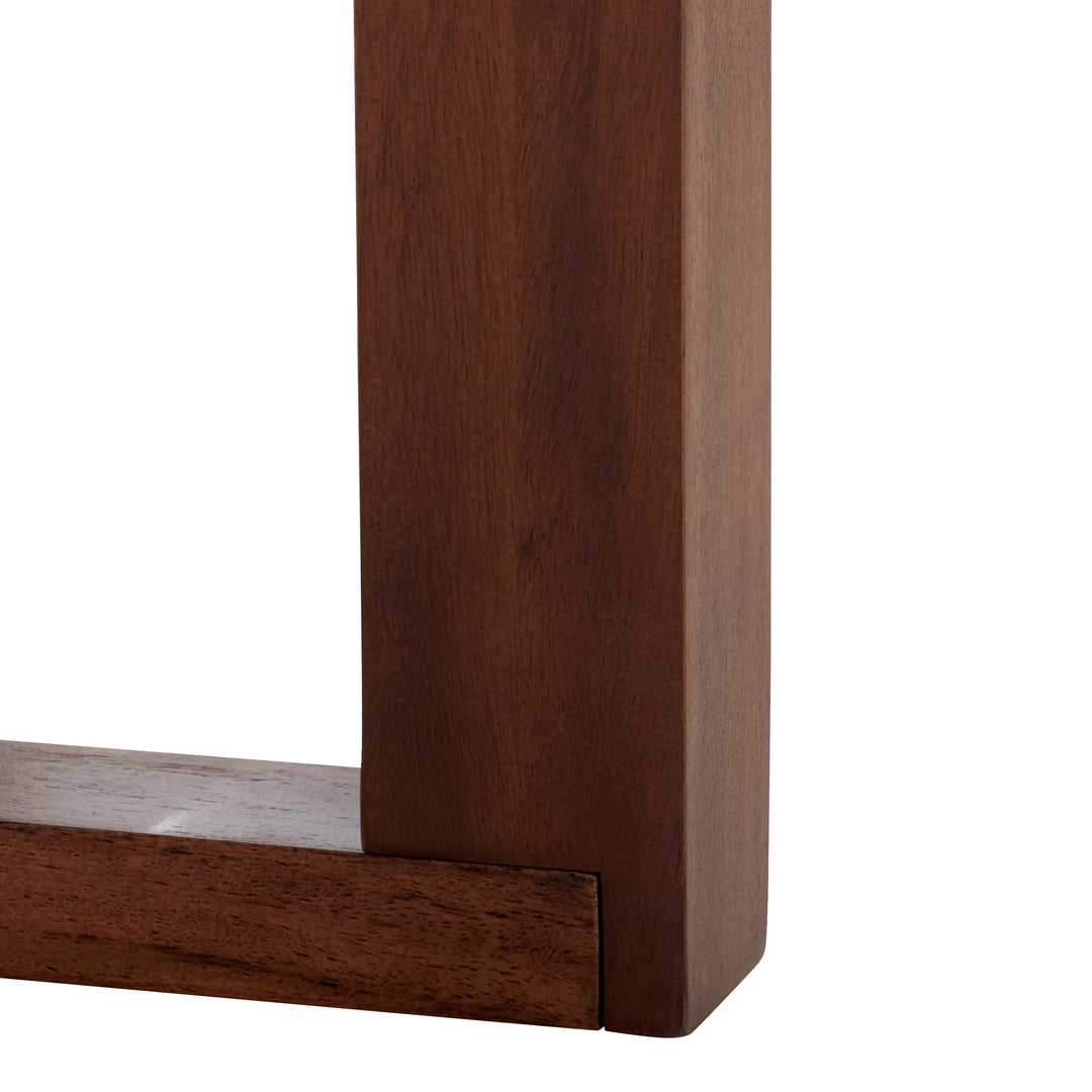 Walnut/Brown