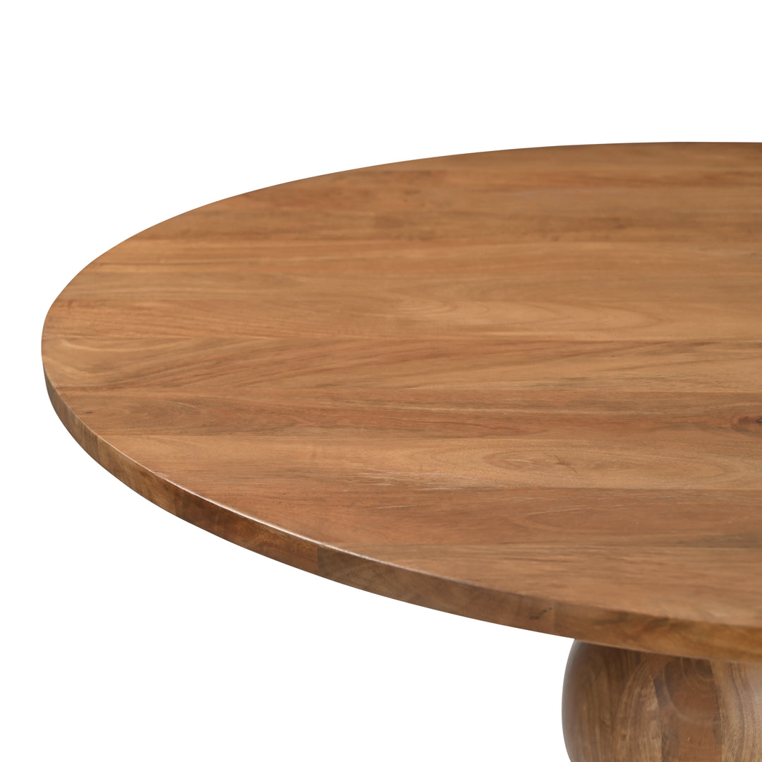 Naksu Round Dining Table — silo_4
