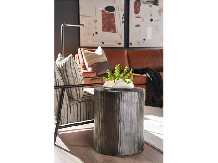 SwayLiving SwayLiving Asher Round End Table Graphite
