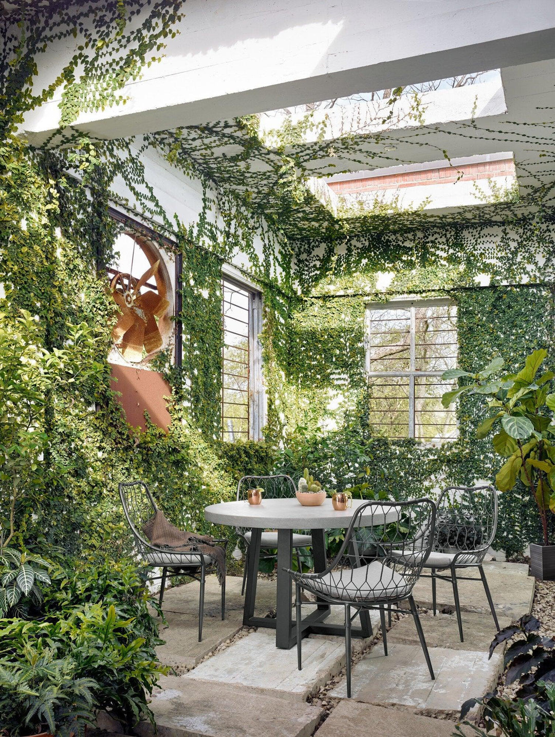 Cyrus Outdoor Round Dining Table - SwayLiving