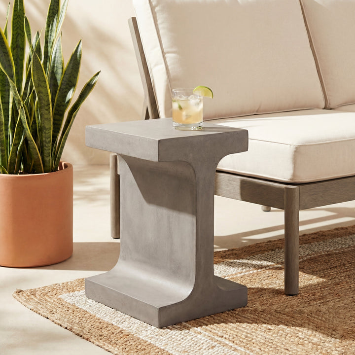 Justin End Table — life_1