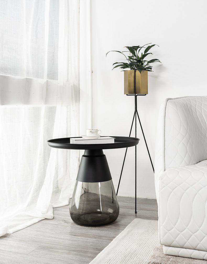 Black Aluminum/Smoke Glass