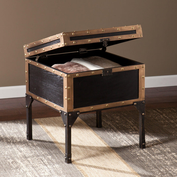 SwayLiving Drifton Travel Trunk End Table ACCENT TABLES