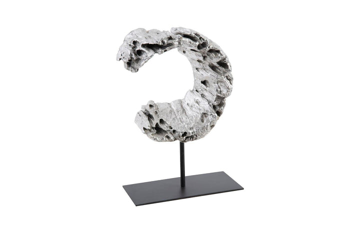 SwayLiving Cast Eroded Wood Circle on Stand DECORATIVE OBJECTS