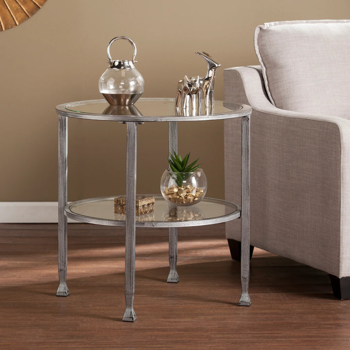 SwayLiving Jaymes Metal/Glass Round End Table - Silver ACCENT TABLES