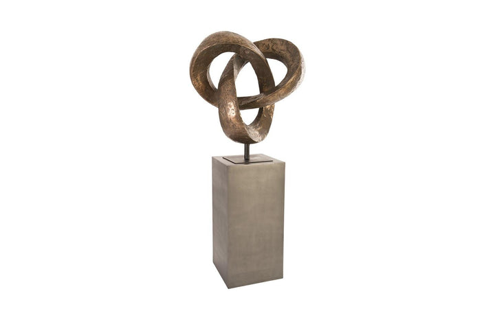 SwayLiving Trifoil Sculpture, Bronze DECORATIVE OBJECTS