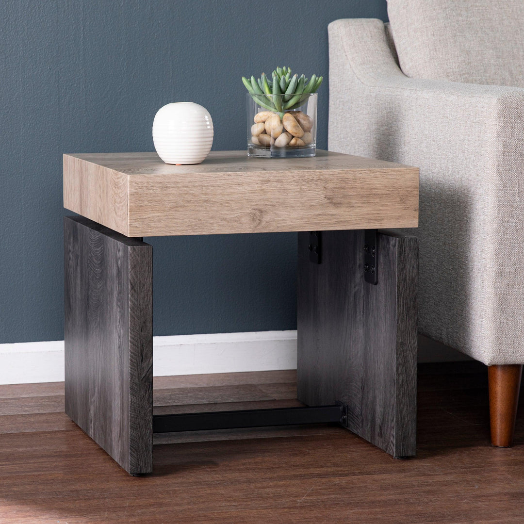 SwayLiving Hapsford End Table ACCENT TABLES