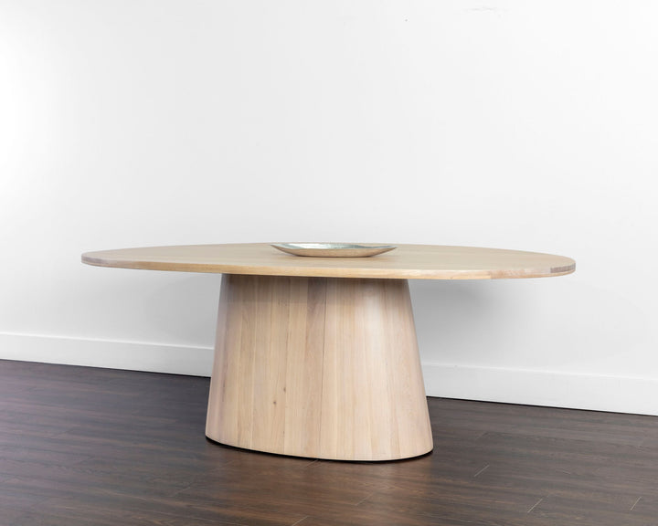 Oval - Light Oak - 84"