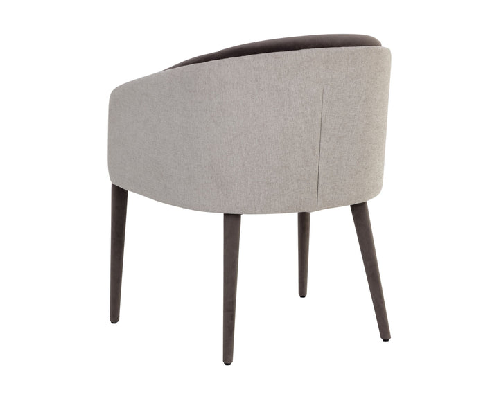 Ernst Sandstone / Meg Ash