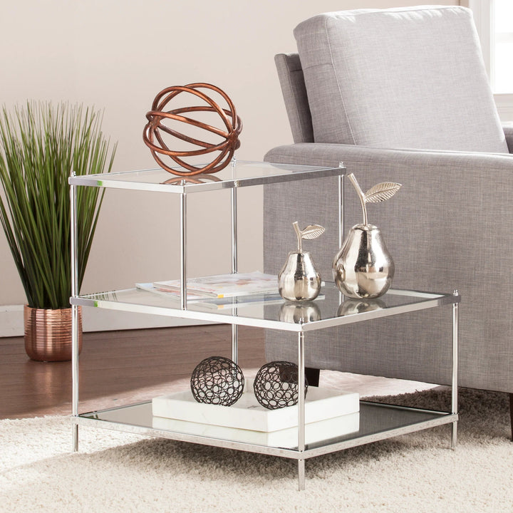 SwayLiving Knox Glam Mirrored Accent Table - Chrome ACCENT TABLES