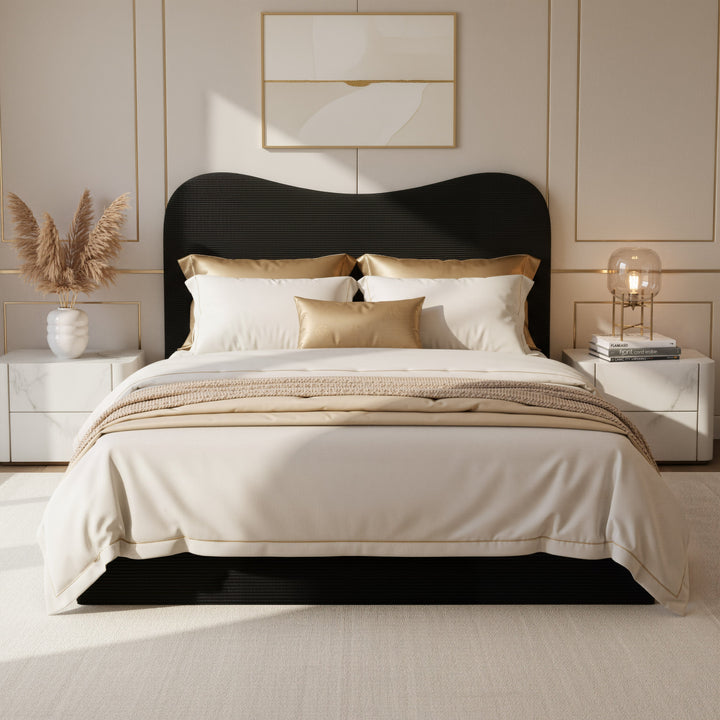 Sele Queen Bed Black